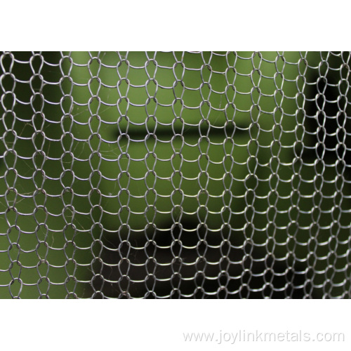 Flattened knitted wire mesh